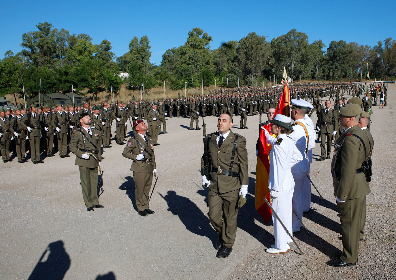 Las mejores imágenes de la jura de bandera en Cáceres I Hoy